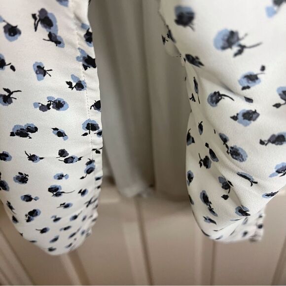 VOY Womens Lined Floral Blue White‎ Dress Size Large Spring Summer Comfy - Picture 8 of 8